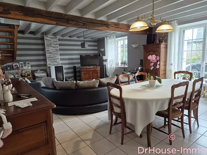 Maison, 147 m²