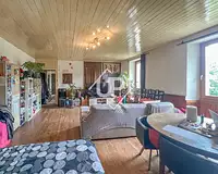 Maison, 218 m²