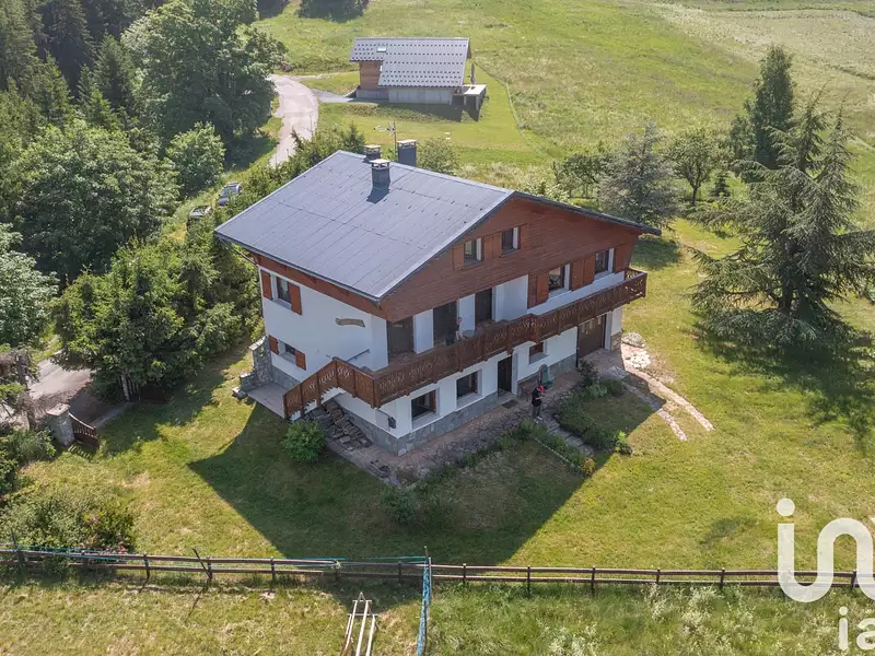 Maison, 227 m²