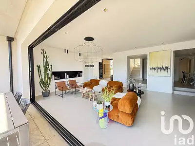 Maison, 220 m²