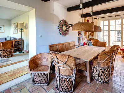 Maison, 250 m²