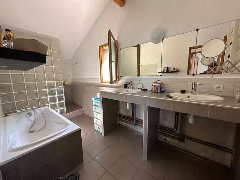 Maison, 170 m²