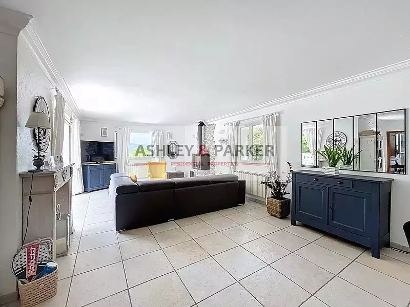 Maison, 173 m²