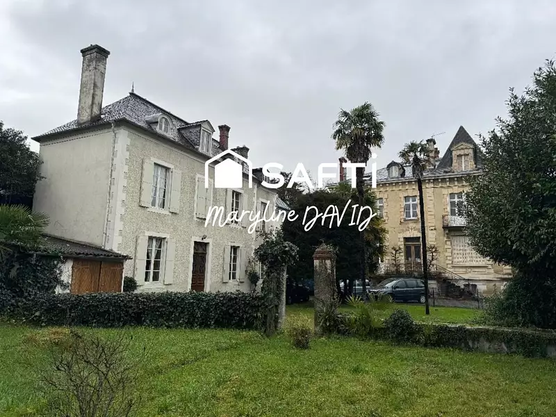 Maison, 215 m²