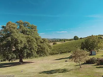 Maison, 2 200 m²