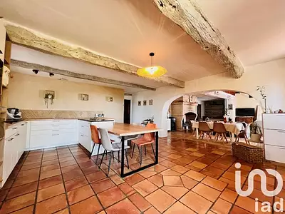 Maison, 200 m²