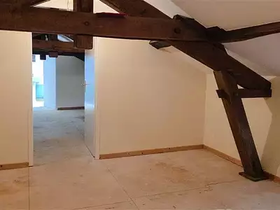 Maison, 196 m²