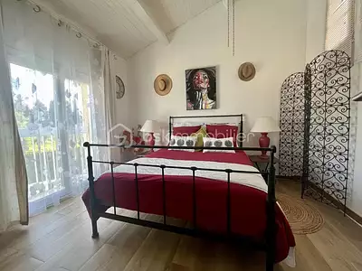 Maison, 180 m²