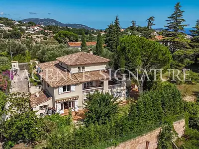 Maison, 300 m²