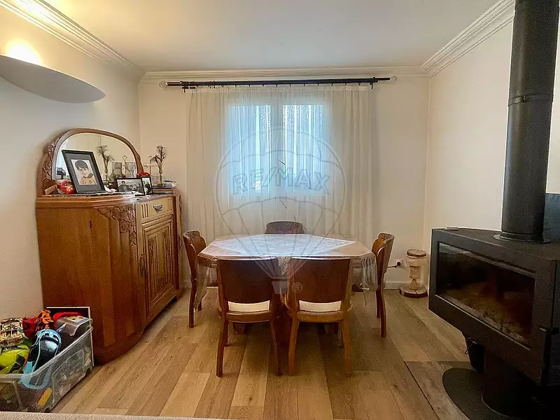 Maison, 180 m²