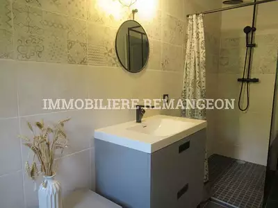 Maison, 219 m²