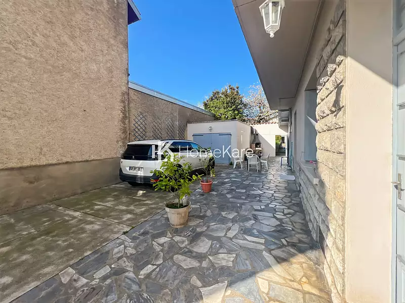Maison, 230 m²