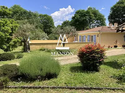 Maison, 180 m²