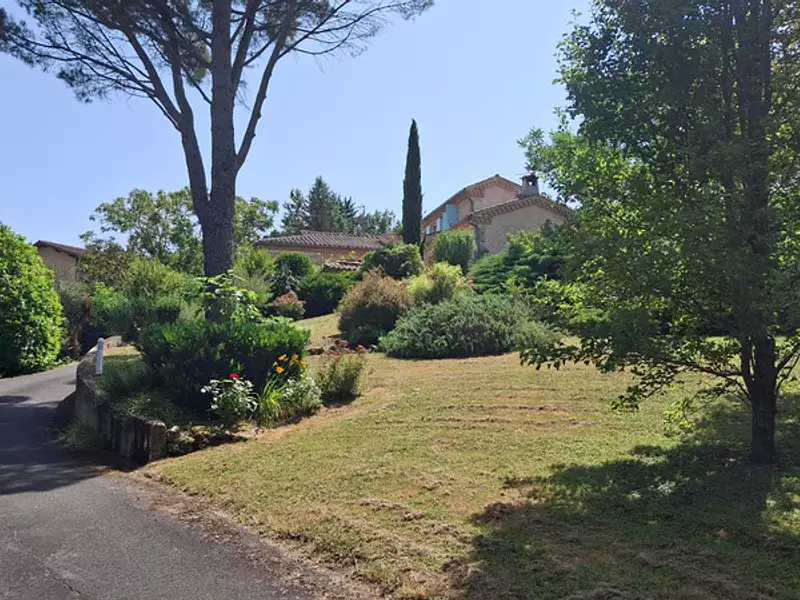 Maison, 235 m²