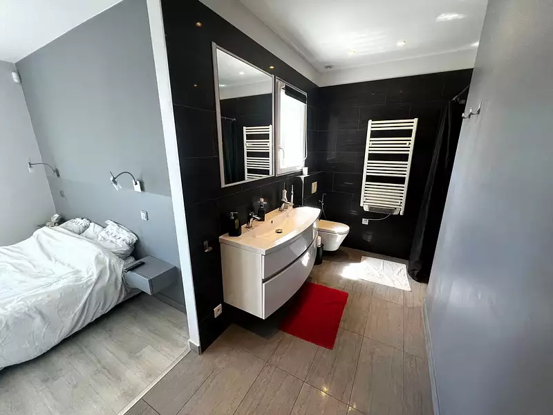 Maison, 220 m²