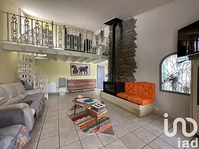 Maison, 211 m²