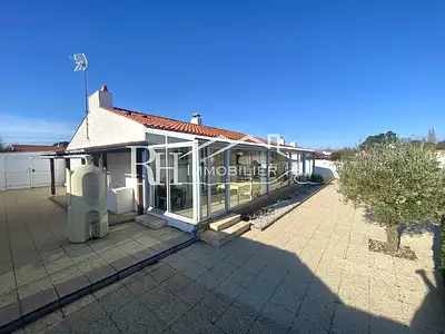 Maison, 99 m²