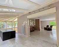 Maison, 240 m²