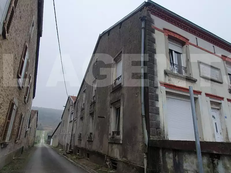 Maison, 250 m²