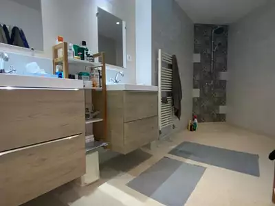 Maison, 329 m²