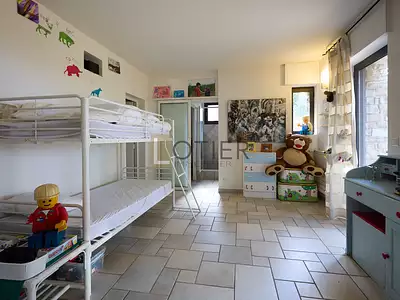 Maison, 320 m²