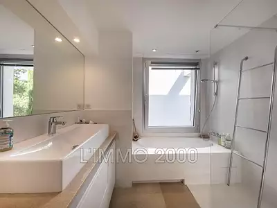Maison, 306 m²