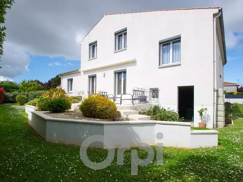 Maison, 170 m²