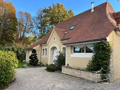 Maison, 184 m²