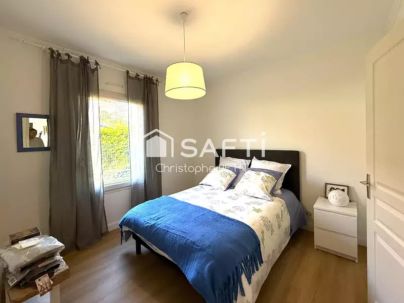 Maison, 185 m²