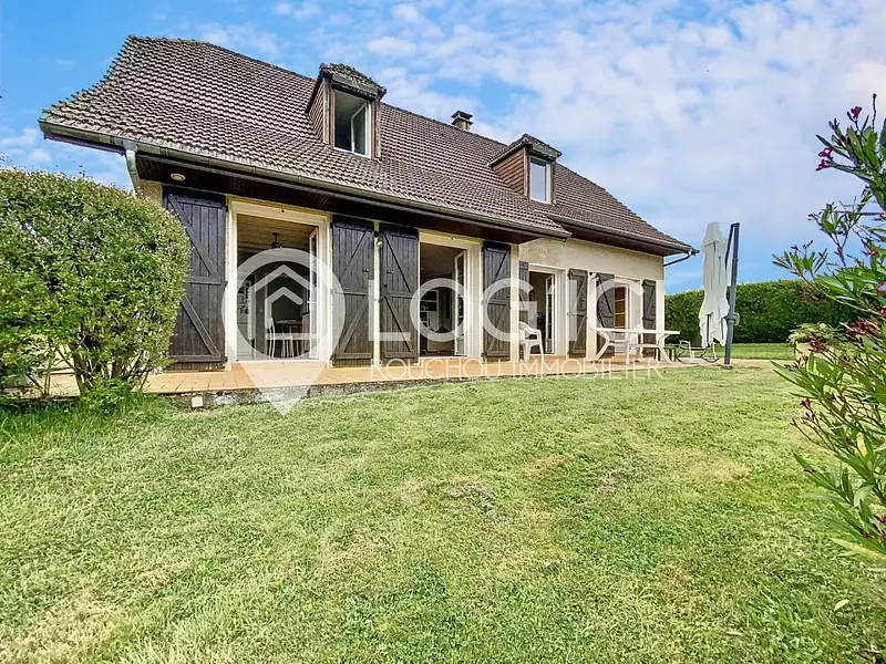 Maison, 137,96 m²
