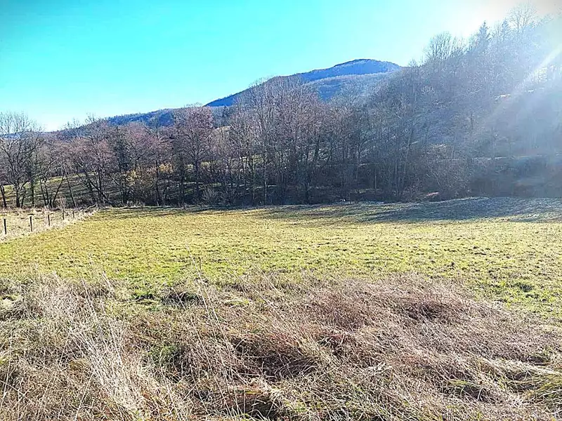 Terrain, 5 734 m²