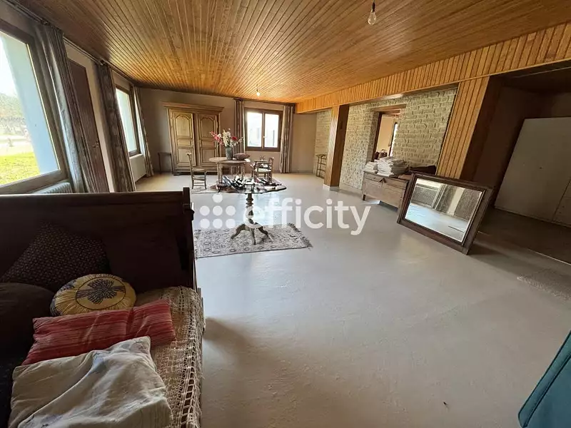 Maison, 230 m²