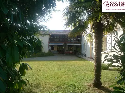 Maison, 240 m²