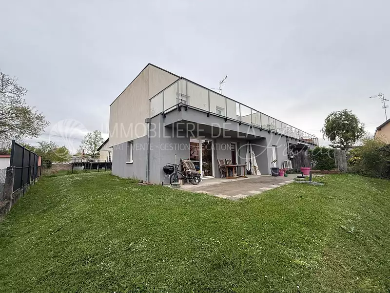 Maison, 102 m²