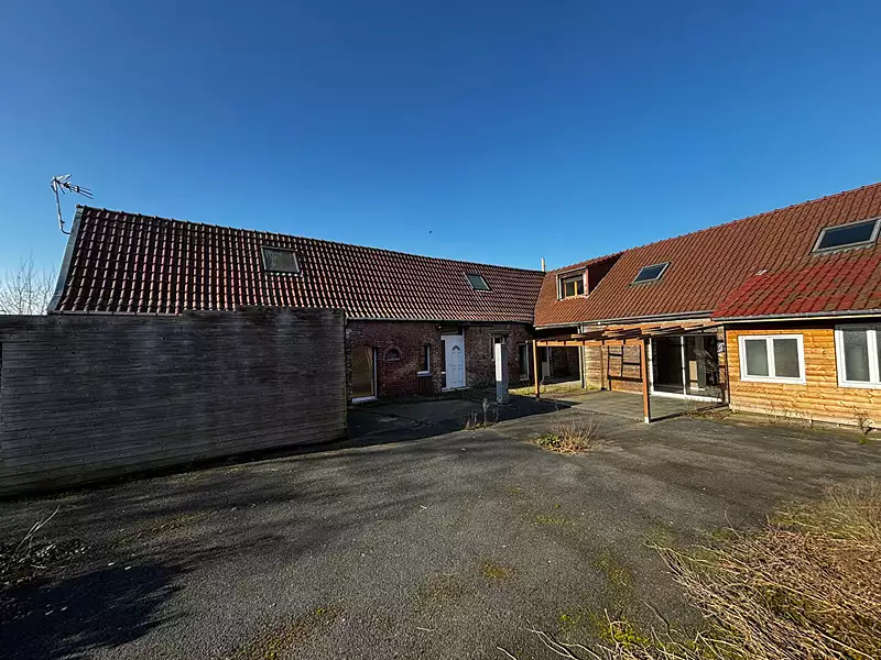 Maison, 257 m²