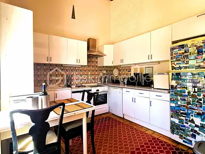 Maison, 248 m²