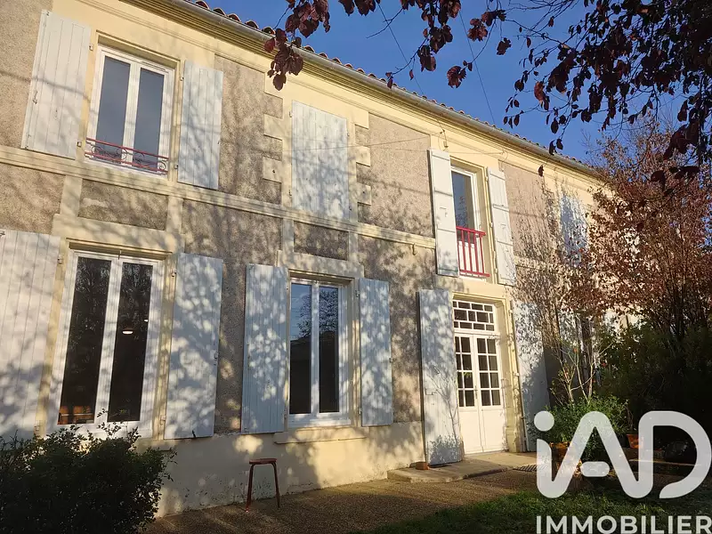 Maison, 190 m²