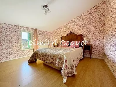 Maison, 242 m²