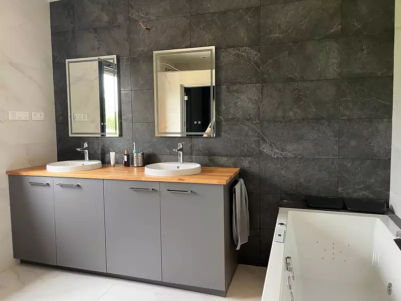 Maison, 204 m²