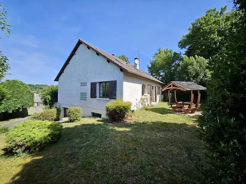 Maison, 176 m²