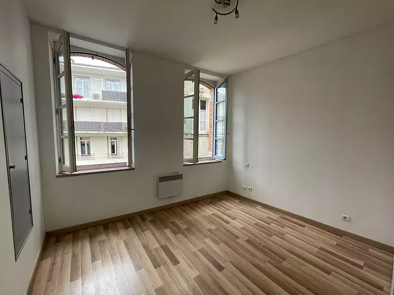Immeuble, 170 m²