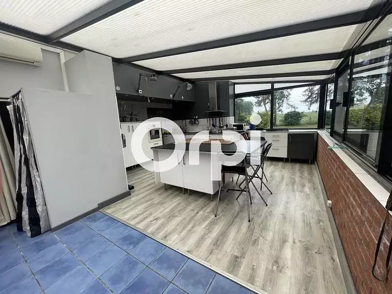 Maison, 162 m²