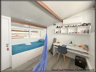 Maison, 246 m²