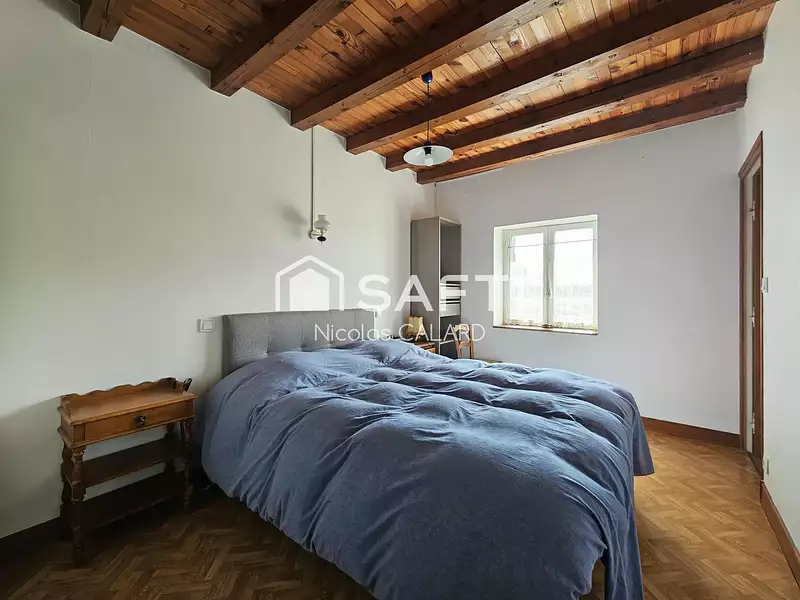 Maison, 240 m²