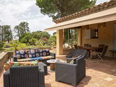 Maison, 246 m²