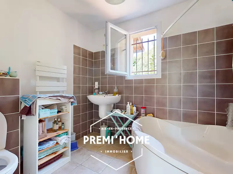 Maison, 190 m²