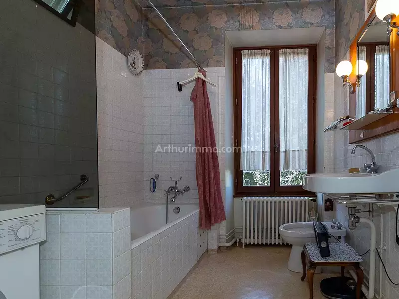 Maison, 210 m²