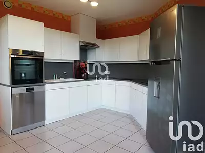 Maison, 225 m²