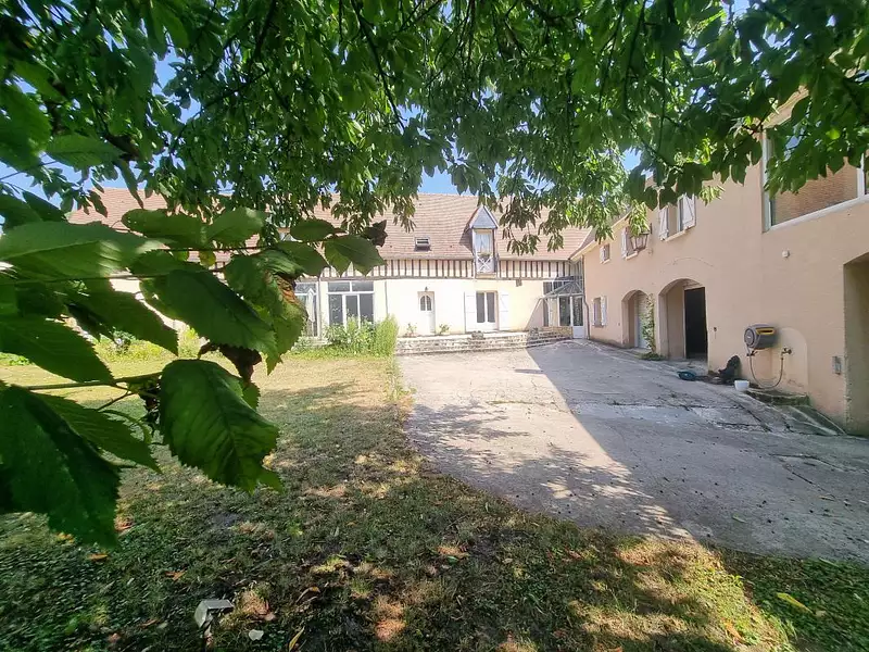 Maison, 376 m²