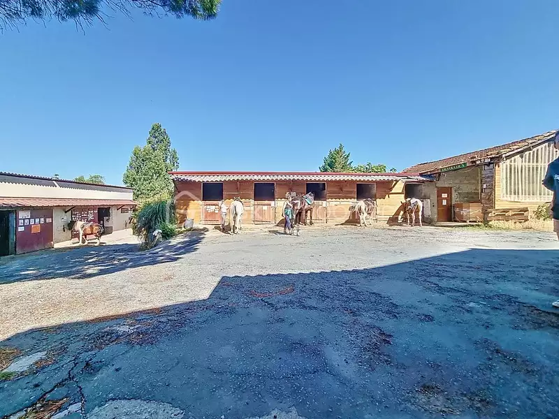 Maison, 250 m²